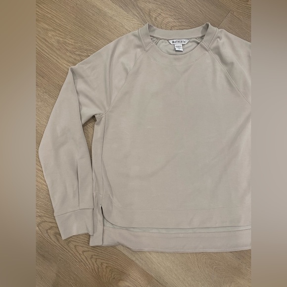 Athleta Seasoft Crewneck Sweatshirt - Picture 3 of 4